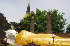 Ležiaci Budha