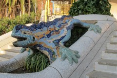 Salamandra - symbol parku, Barcelony a všetkých magnetiek
