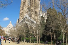 Pohľad z Plaça de la Sagrada Família