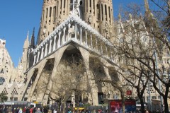 Pohľad z Plaça de la Sagrada Família