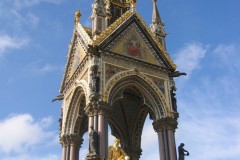 Albert memorial v Kensington gardens