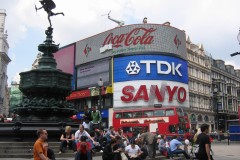 Picsadilly Circus