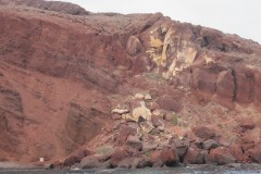 Čerstvý zosun nad Red beach