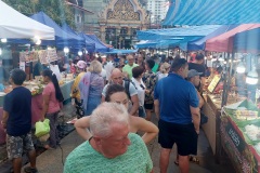 Phuket_night_market_people