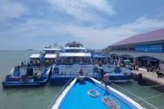 Phuket_Rassada_Pier_boats