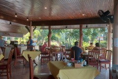 Phuket_Golden_Sand_Inn_breakfast_room