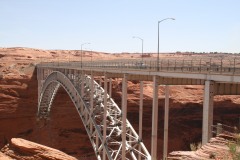 Most ponad kaňon